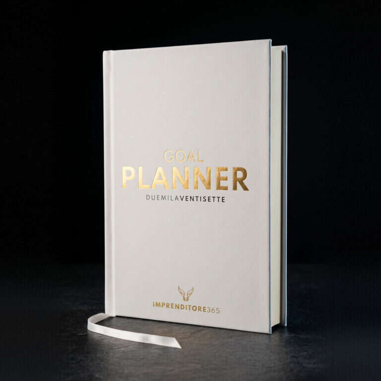 Goal Planner Imprenditore365 2027 con copertina panna e titolo oro su fondo nero